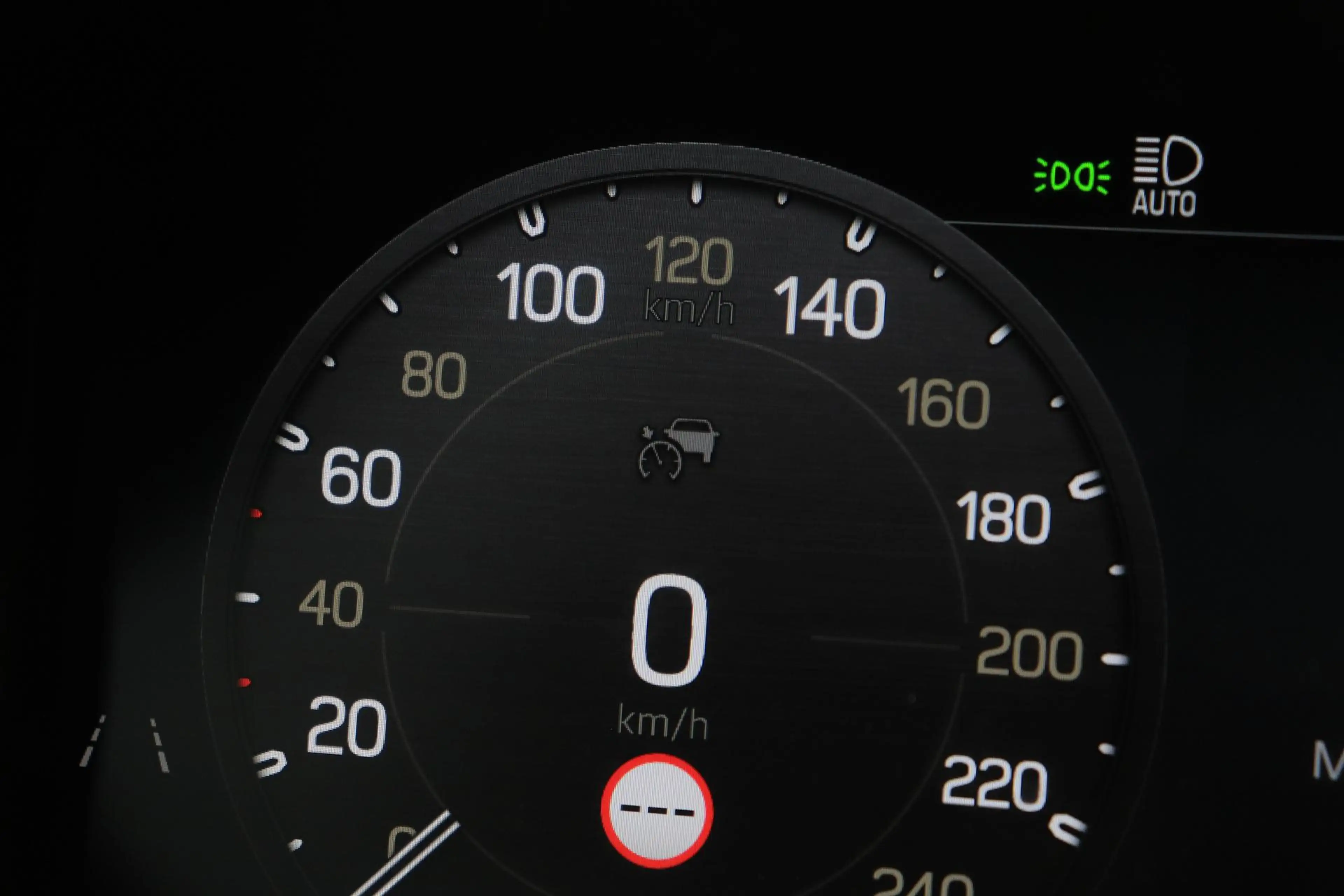 Land Rover Defender 110 P300e X-Dynamic HSE | MY26 | ClearSight | Meri — photo 15