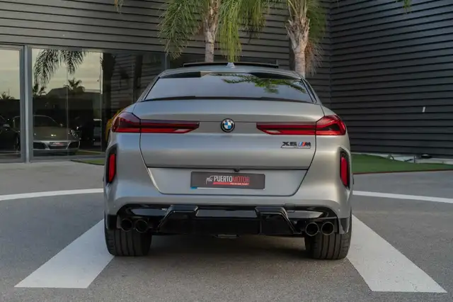 BMW X6 M view 5