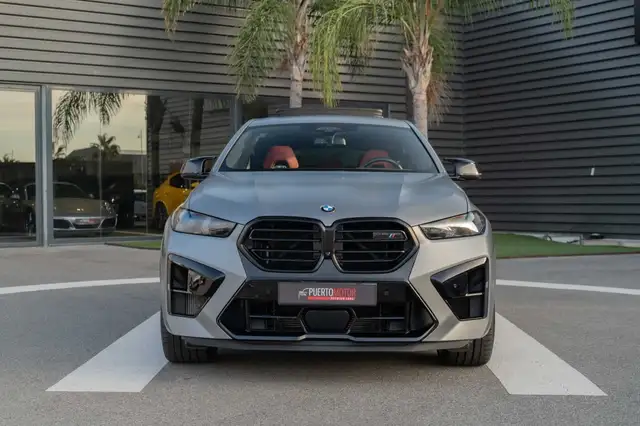 BMW X6 M view 2