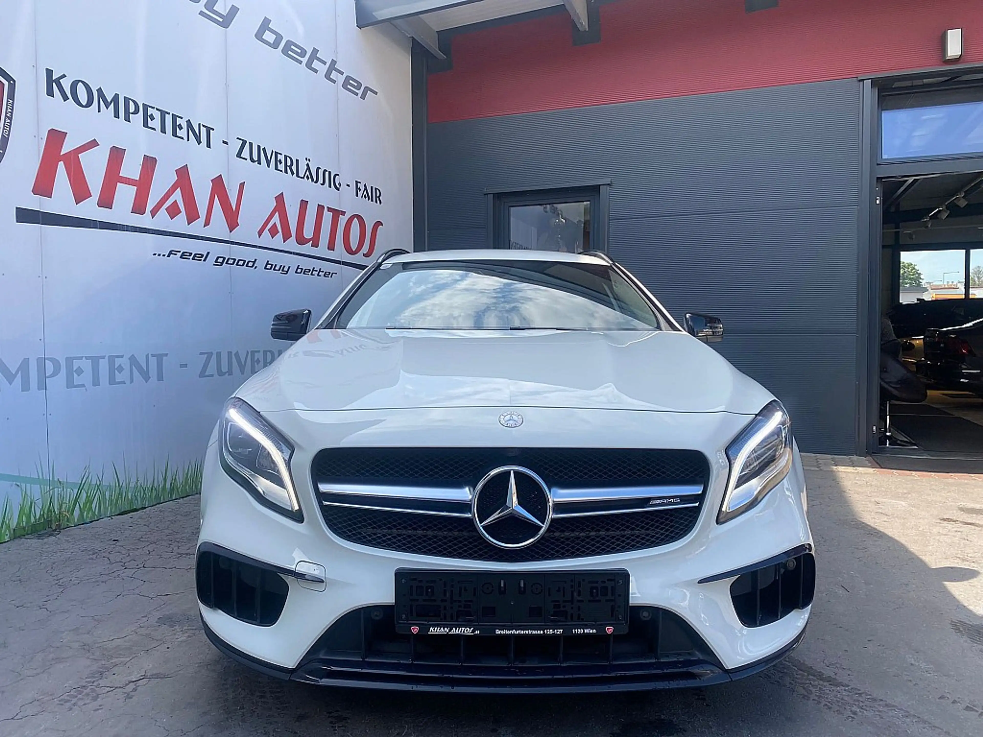 Mercedes-Benz GLA 45 AMG Aut. *Navi*RFKamera*Bi-Xenon* — photo 2