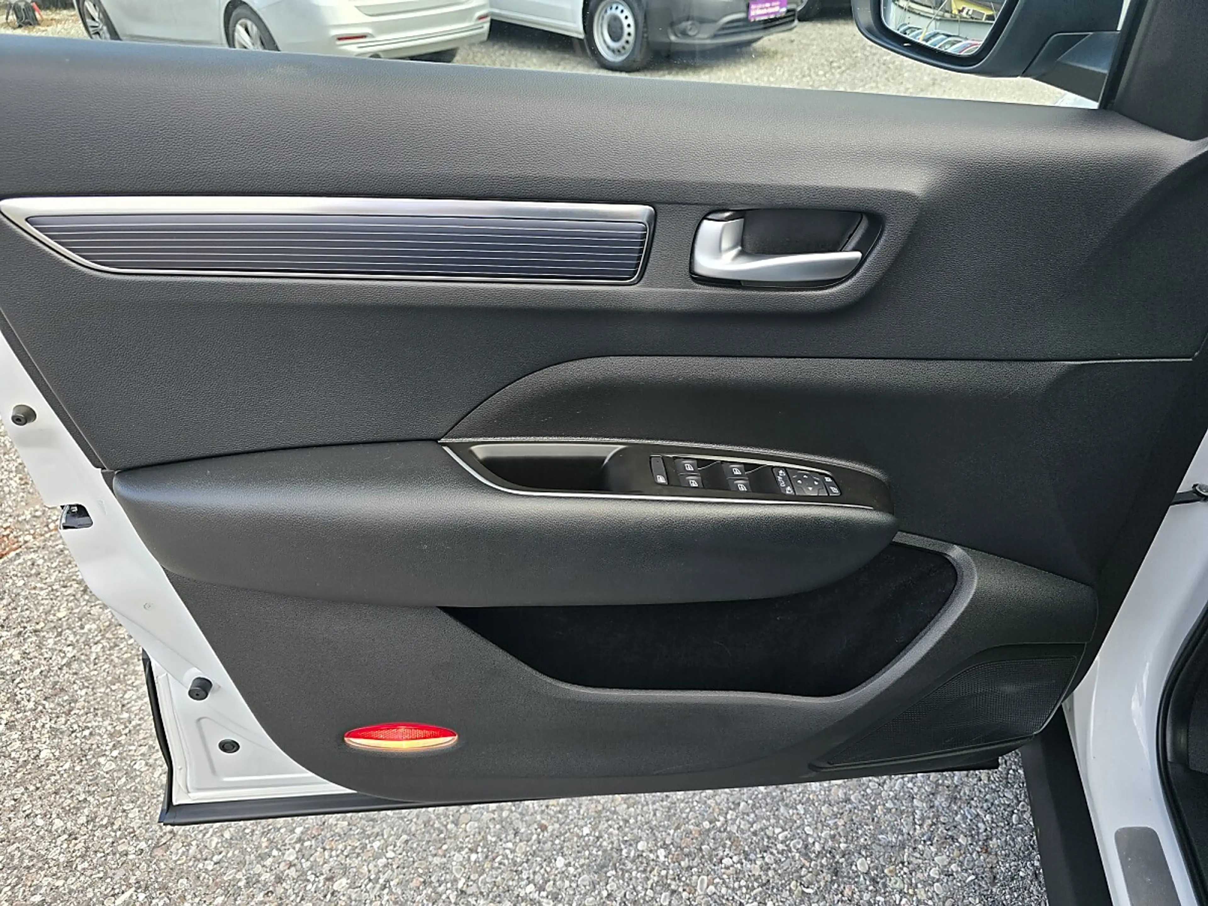 Renault Koleos dCi 185 4WD Intens X-Tronic Aut. — photo 10