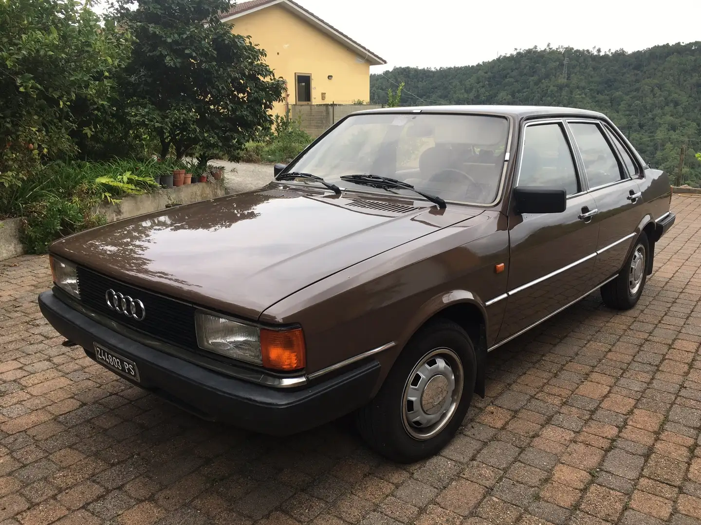 Audi 80 80 1.6 GLS 85cv 4p Коричневий - 1