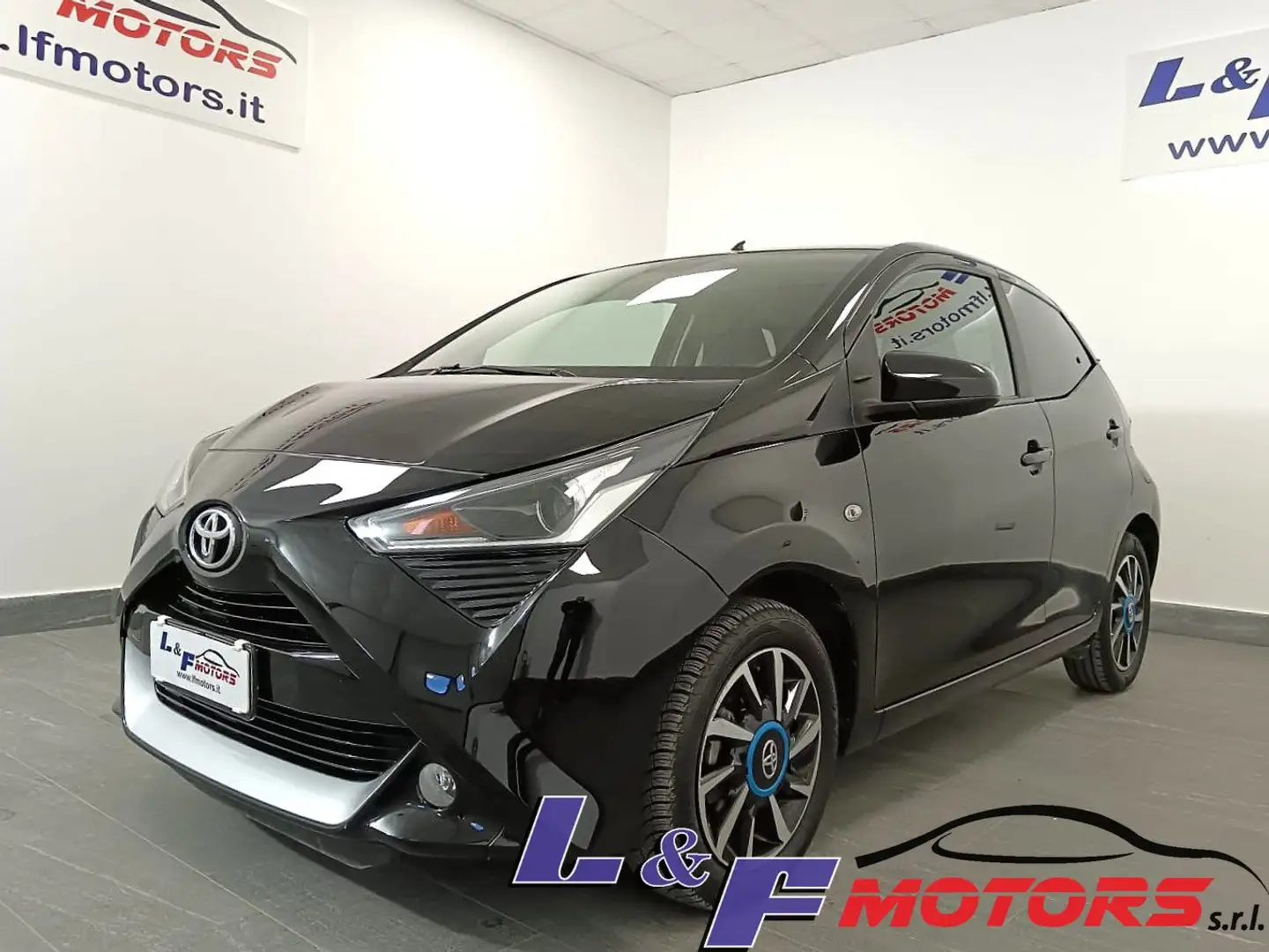 Toyota Aygo Aygo 1.0 VVT-i 72 CV 5 porte Nero - 2