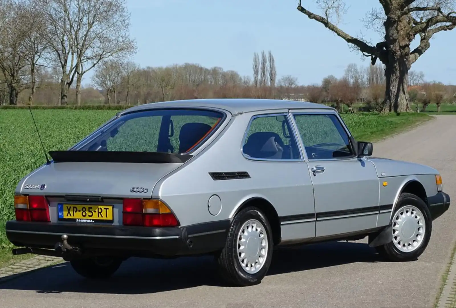 Saab 900 2.0 C LPG Gris - 2