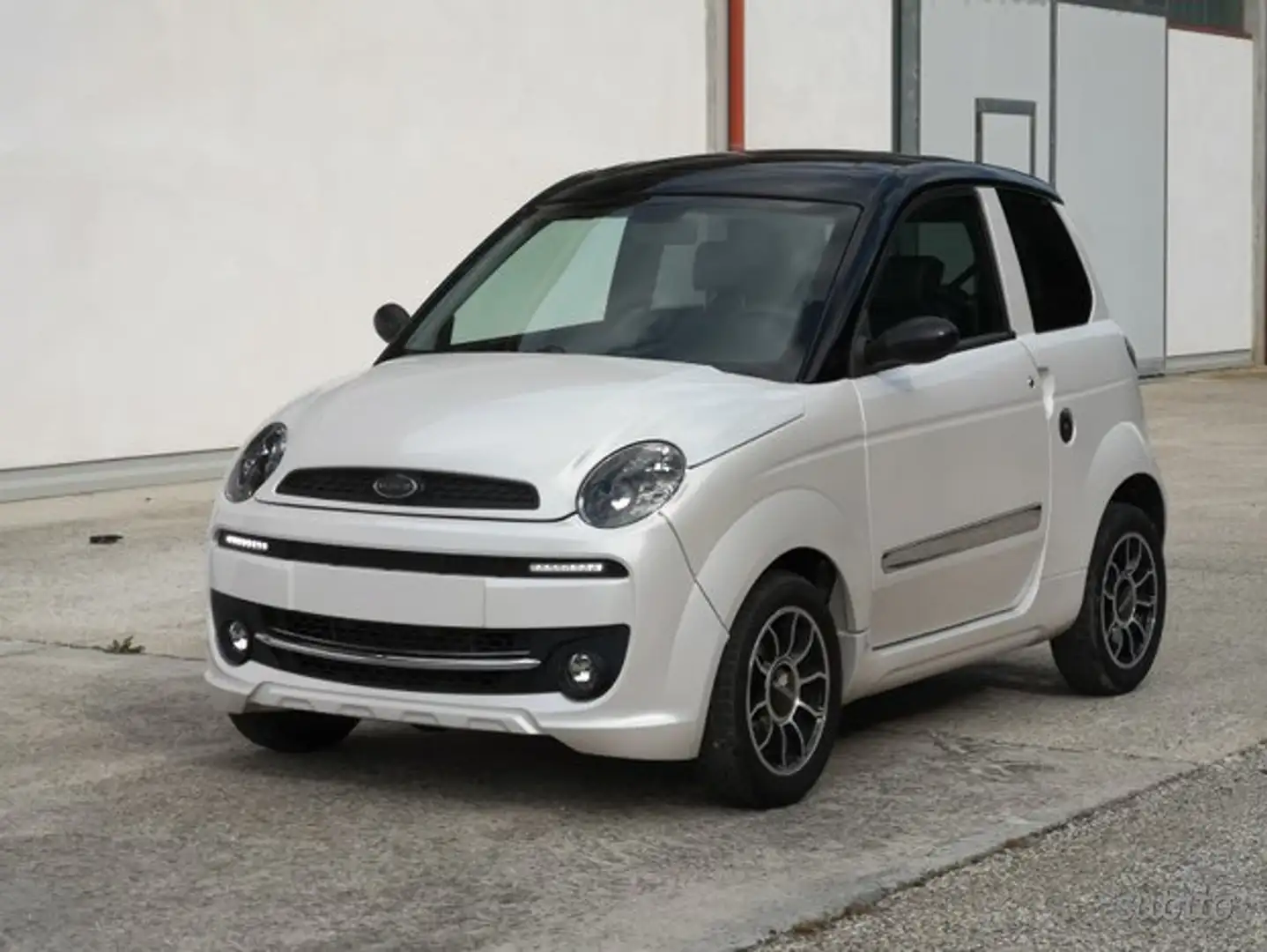 Microcar M.Go 4 UNICO DCI Wit - 1