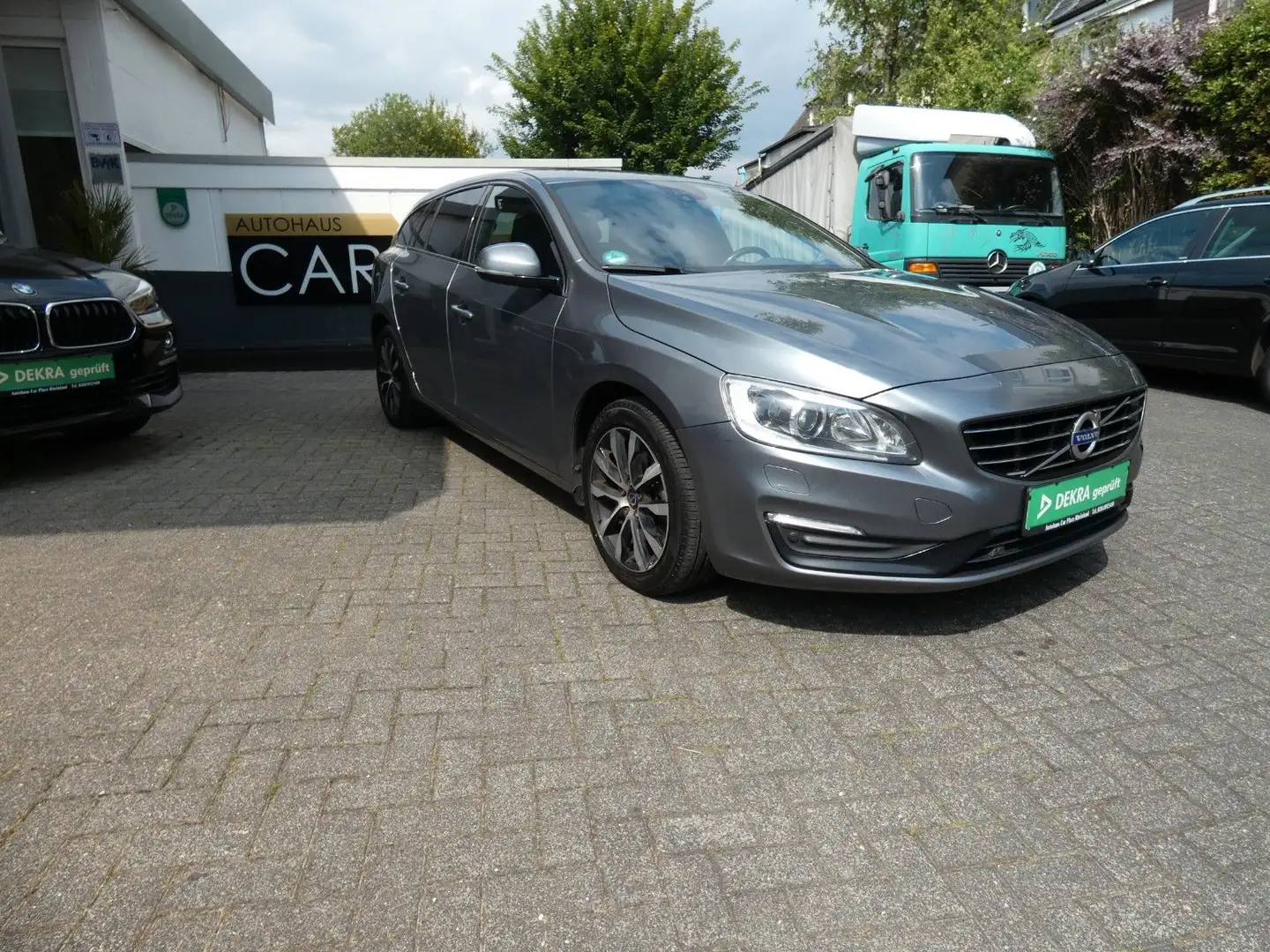 Volvo V60 Kombi Linje Svart/Leder/ELSHD/Standheizung Gris - 1