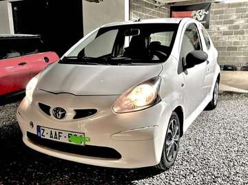 1.0i VVT-i