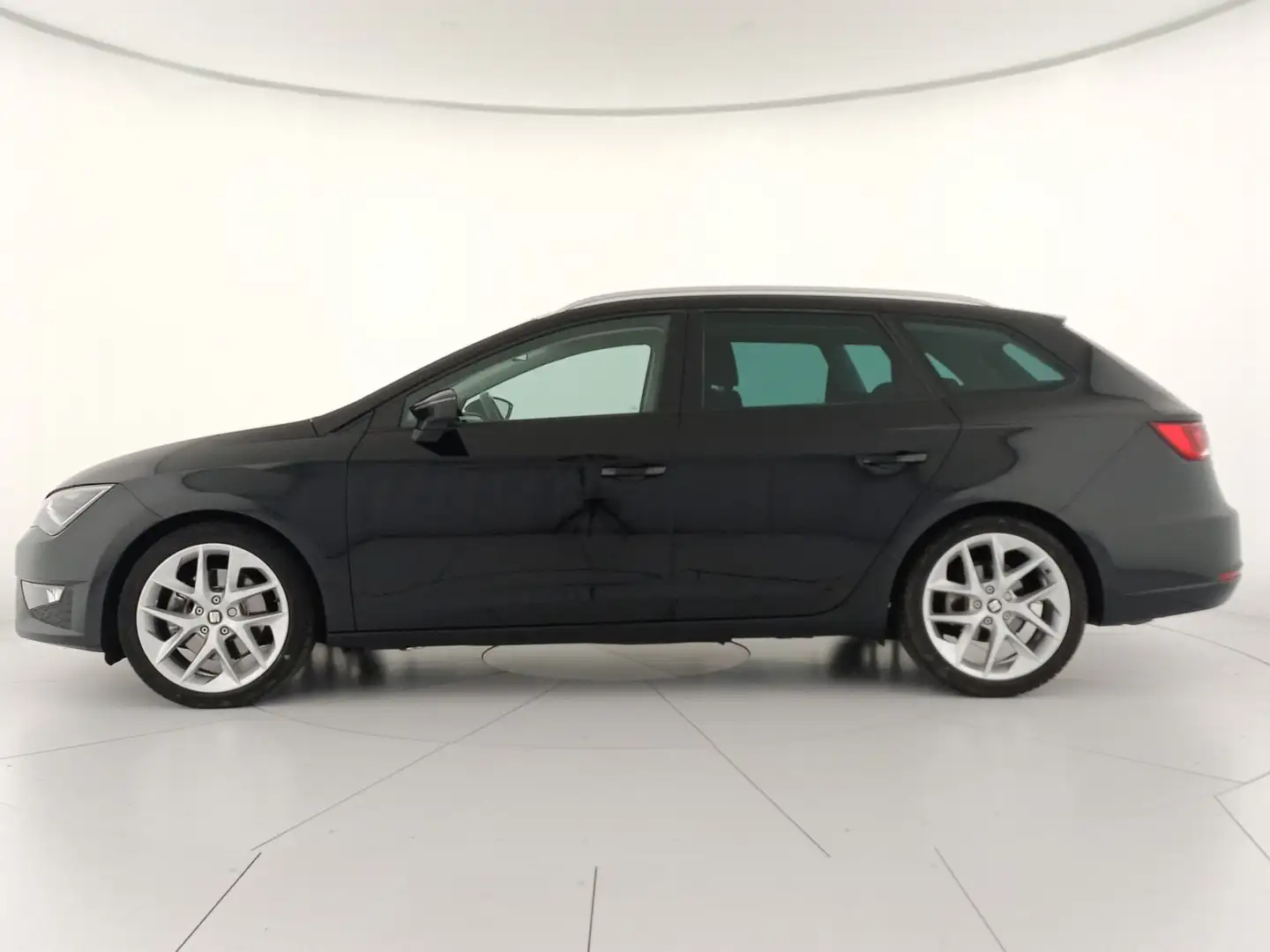 SEAT Leon st 2.0 tdi cr 184cv fr s&s e6 - 2