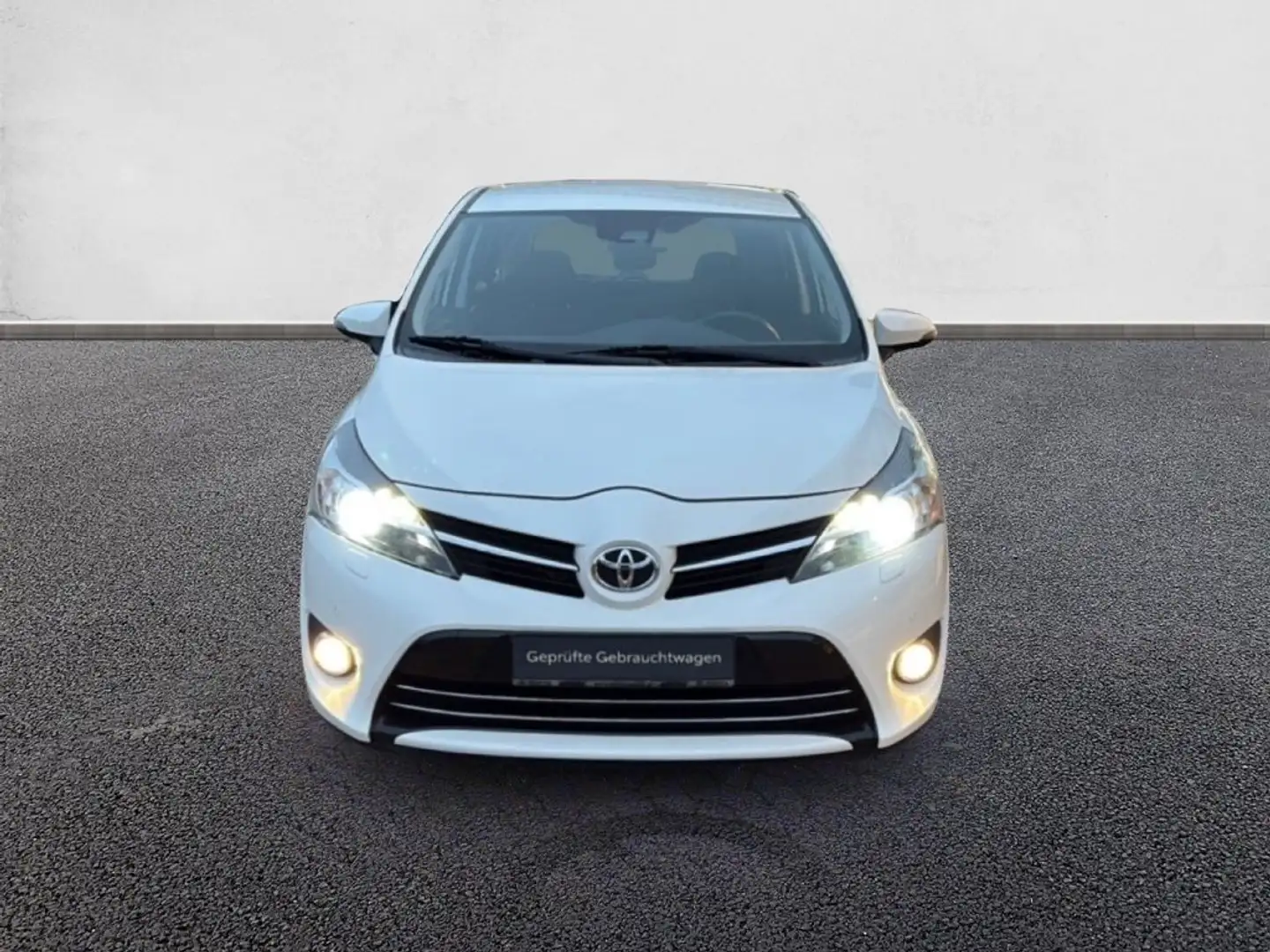 Toyota Verso 1.8 Multidrive S 5-Sitzer Edition S+ Weiß - 2