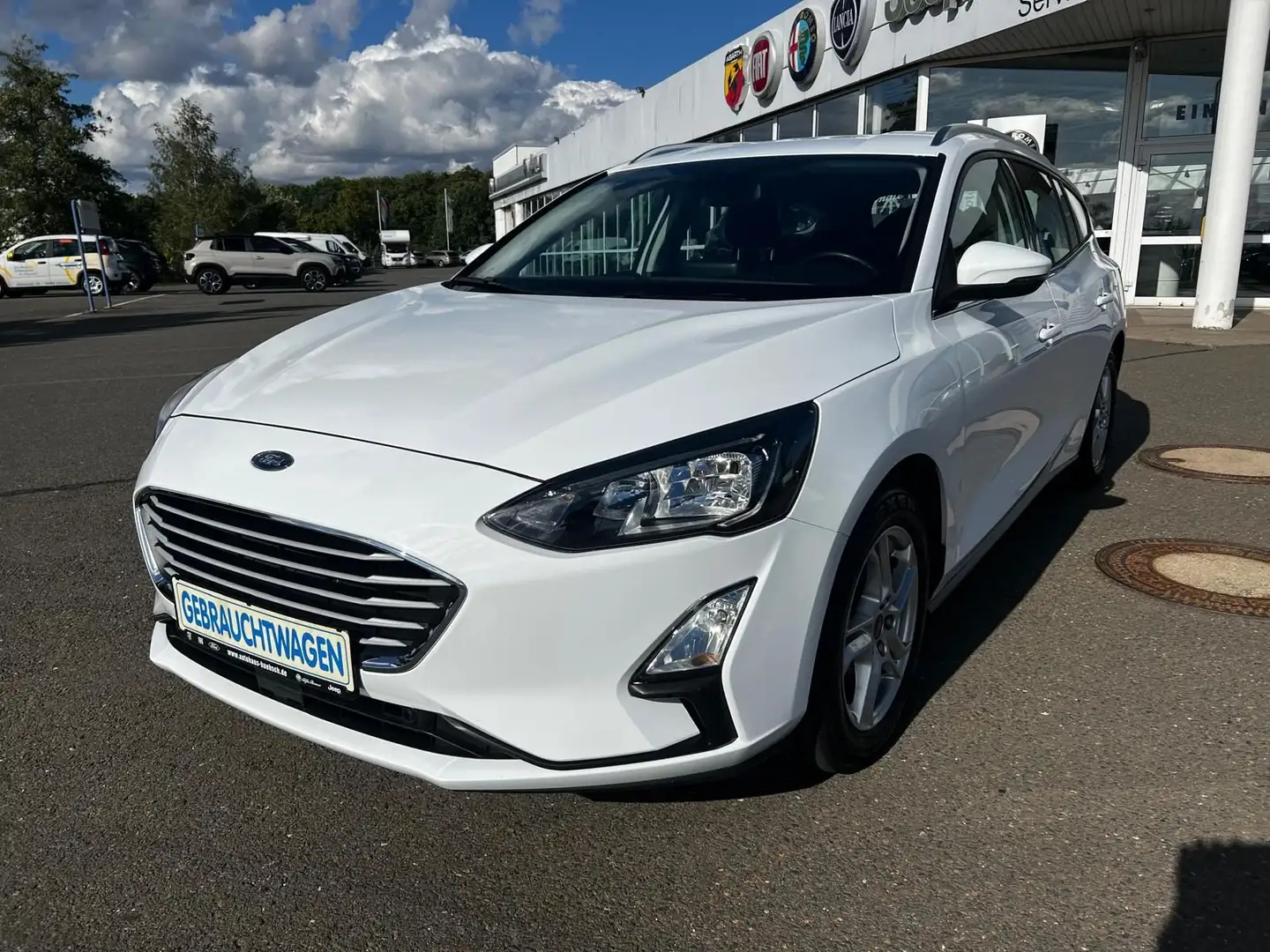Ford Focus Turnier Cool & Connect NAV RFK Wit - 1