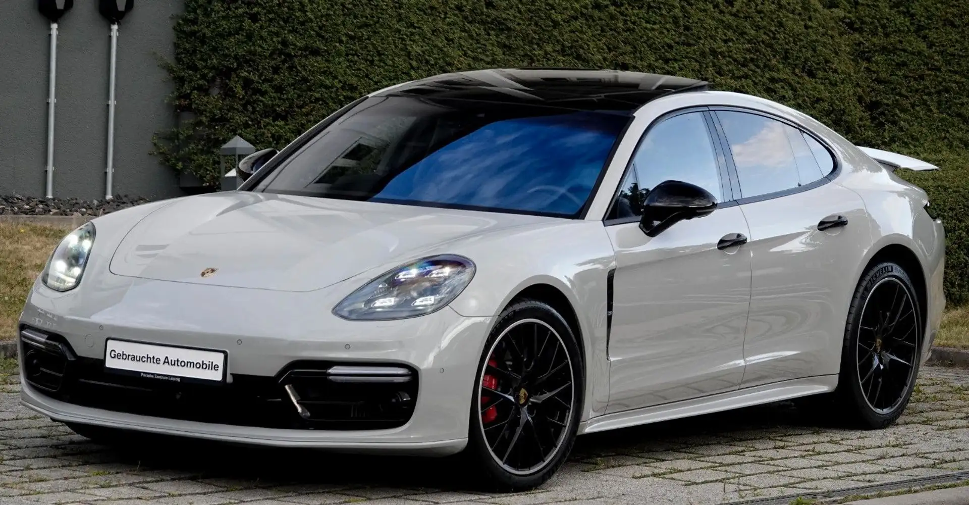 Porsche Panamera Turbo  *KREIDE *BURMESTER* SPORT CHRONO Grijs - 1
