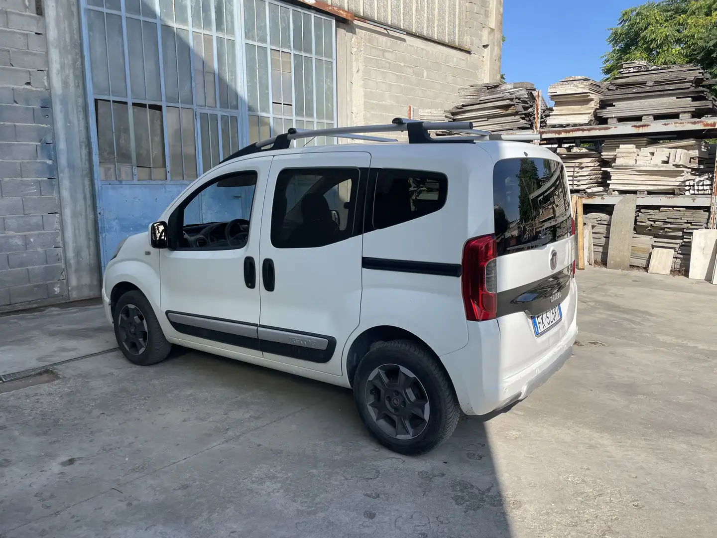 Fiat Qubo 1.3 mjt 16v Trekking 95cv E6 Bianco - 1