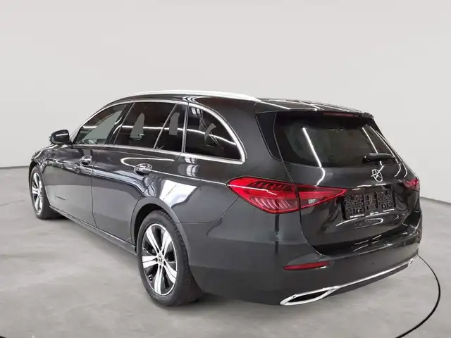 Mercedes-Benz C-Class view 5