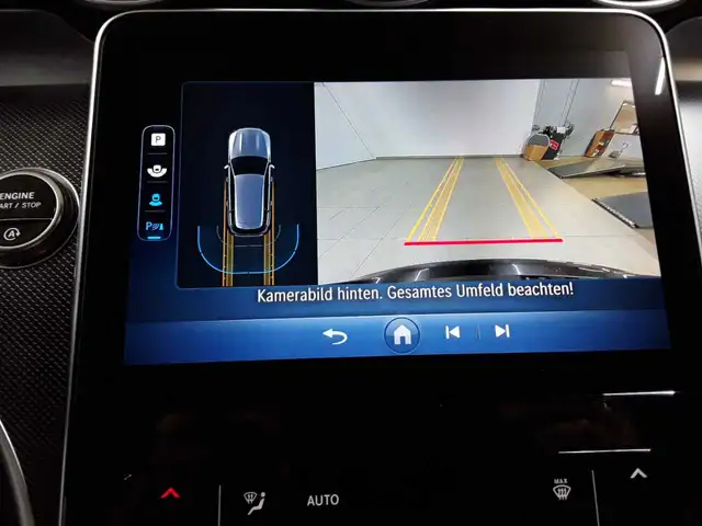 Mercedes-Benz C-Class view 16