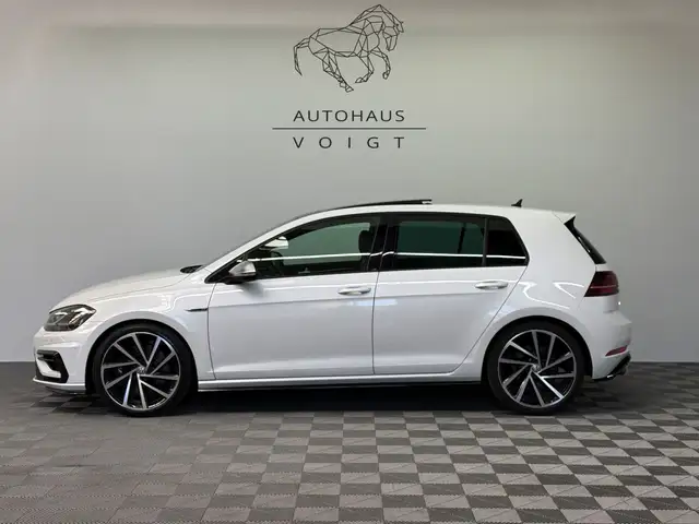 Volkswagen Golf main image
