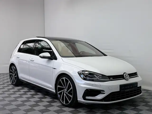 Volkswagen Golf view 5