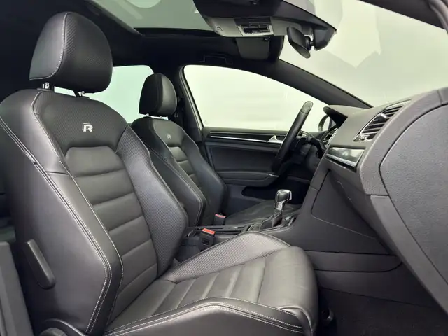Volkswagen Golf view 15