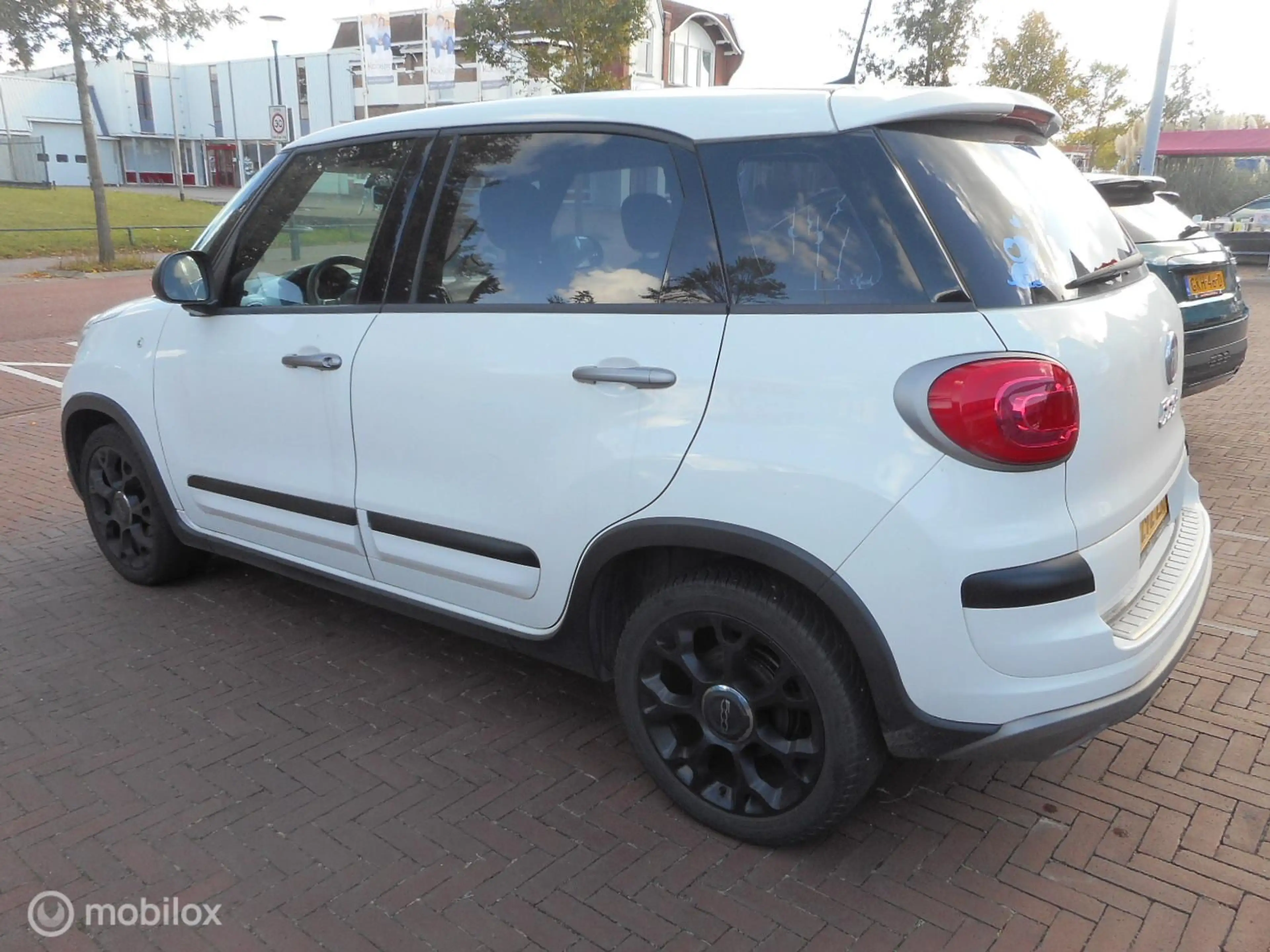 Fiat 500L TwinAir Turbo 105 CityCross 7"-SCHERM MET CARPLAY+ — photo 5