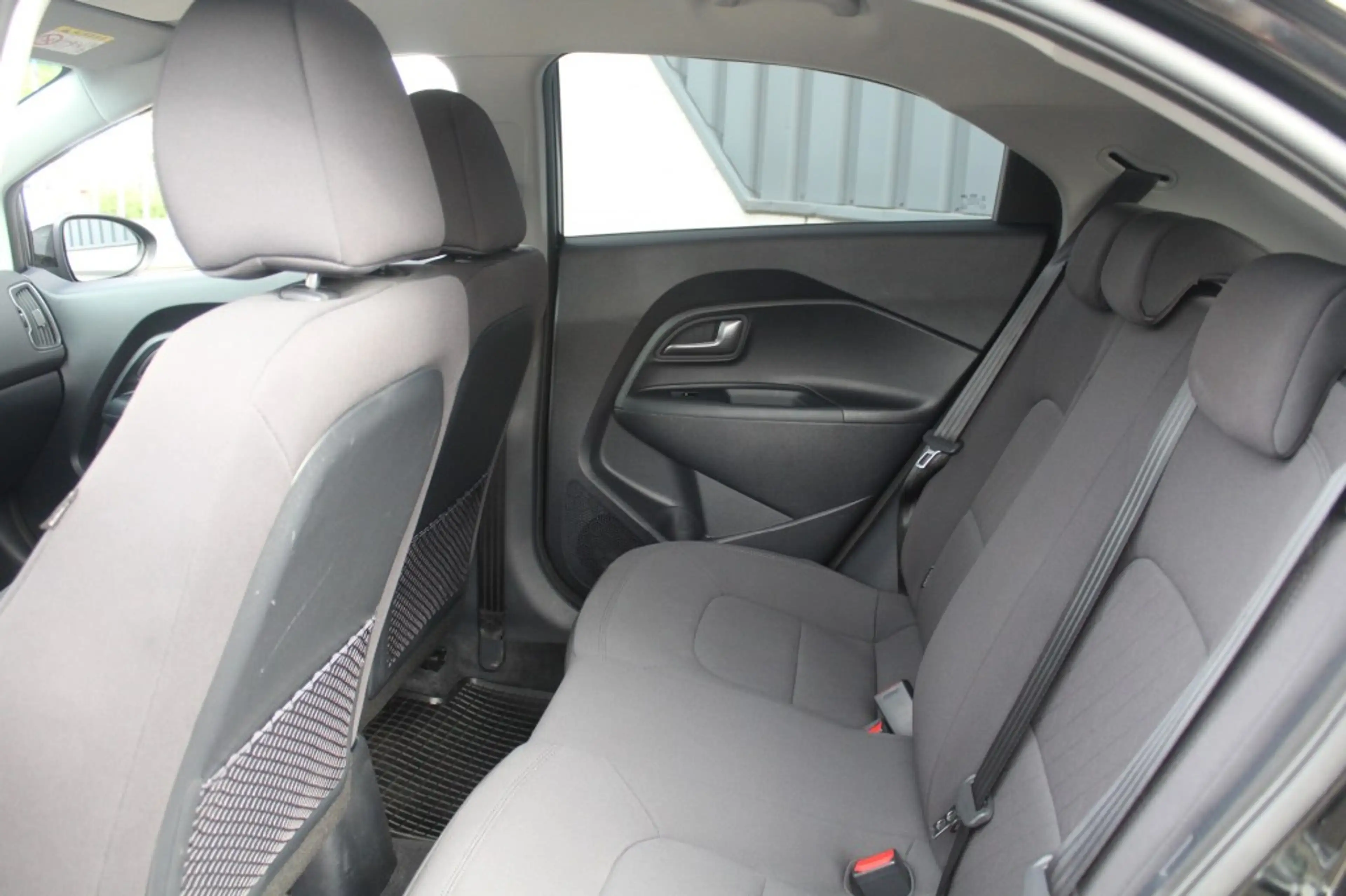 Kia Rio Dream Team / Eerste eigenaar en Dealer onderhouden — photo 31