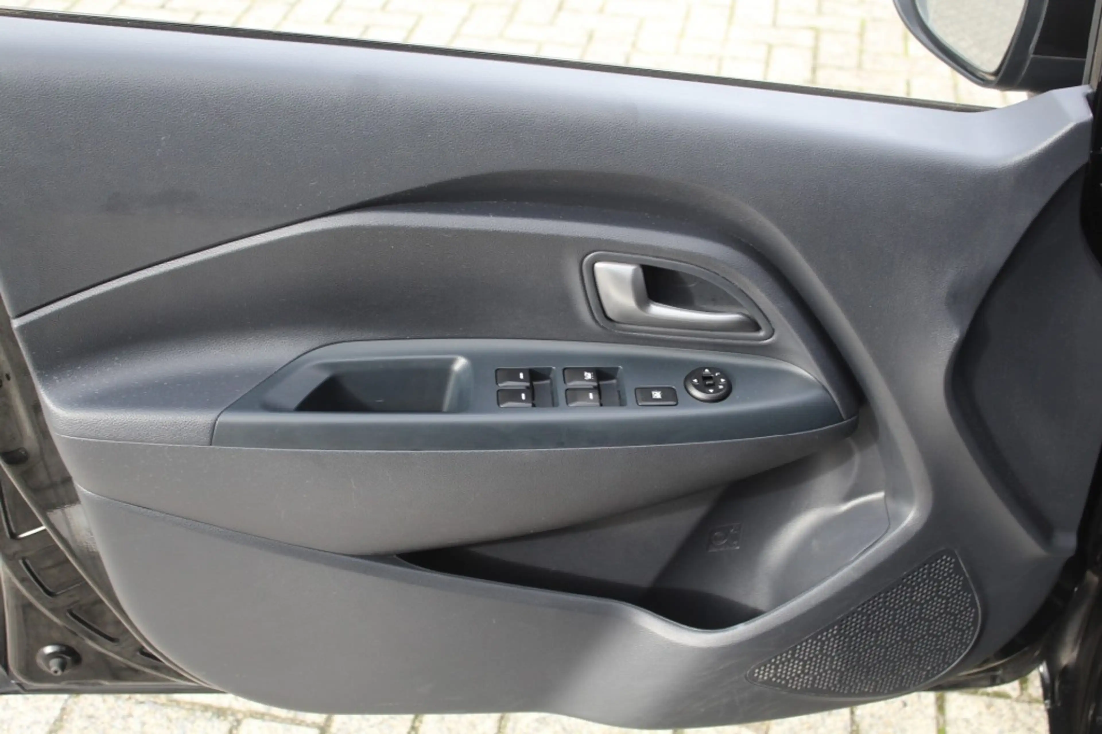 Kia Rio Dream Team / Eerste eigenaar en Dealer onderhouden — photo 9