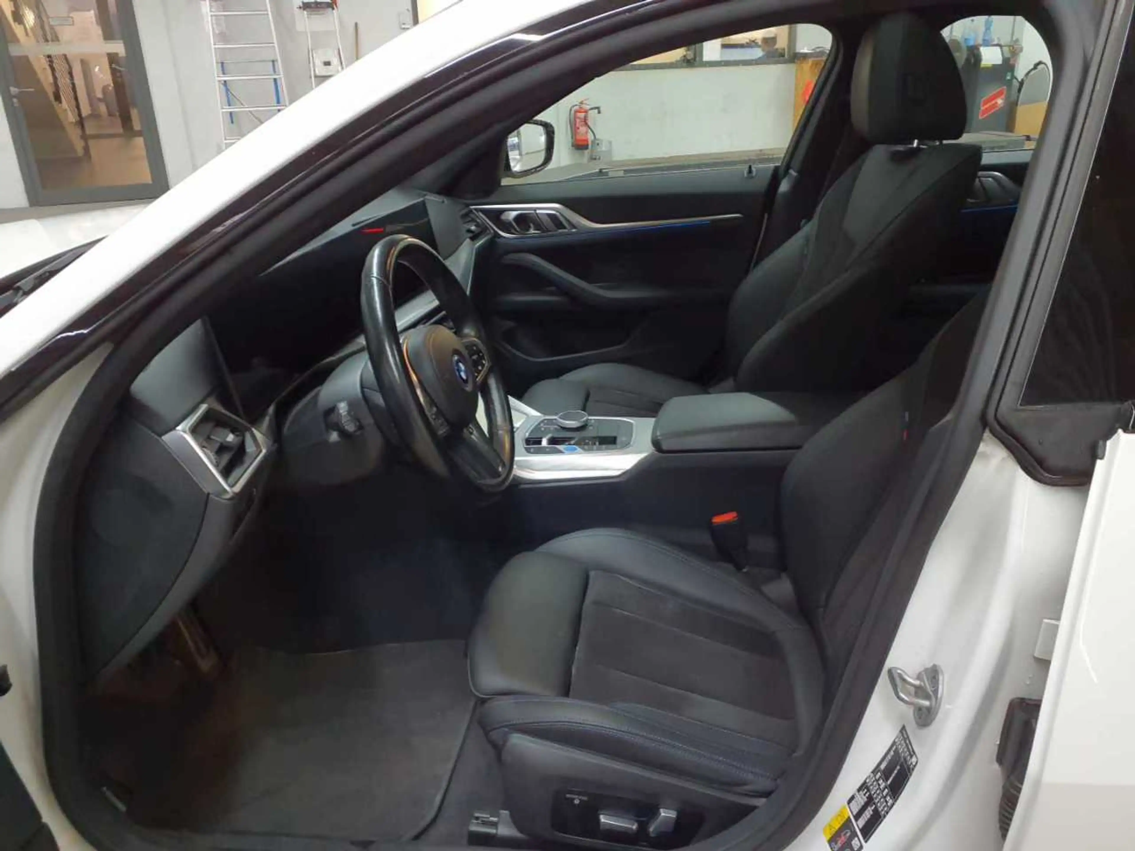 BMW i4 i4 eDrive35 Gran Coupe M Sport Pro AHK SD — photo 7