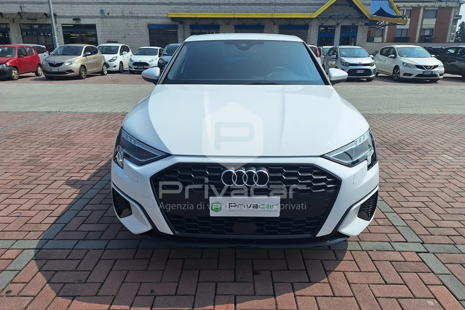 Audi A3 A3 SPB 35 TFSI S tronic Business Advanced Weiß - 2