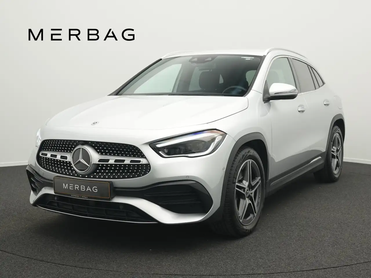 Mercedes-Benz GLA 180
