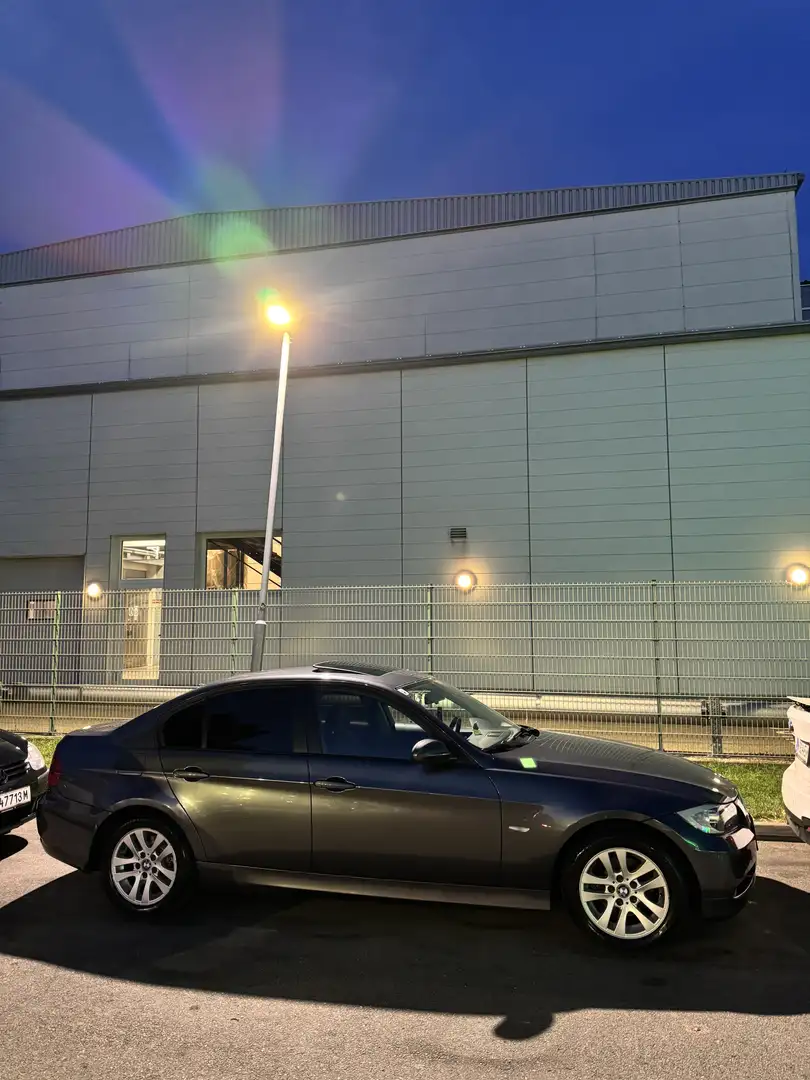 BMW 320 320d Österreich-Paket - 2