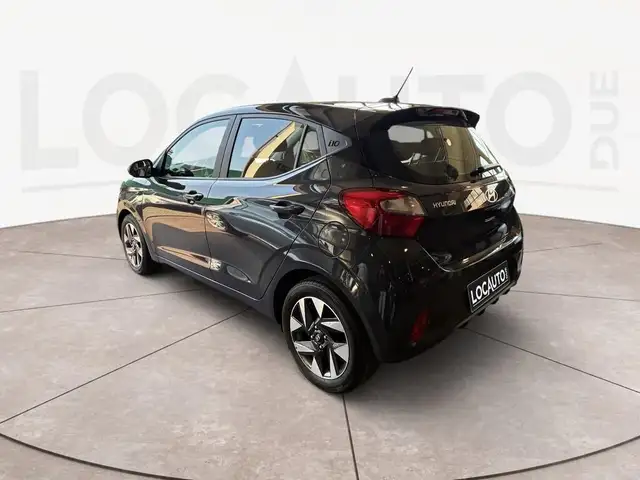 Hyundai I10 view 5