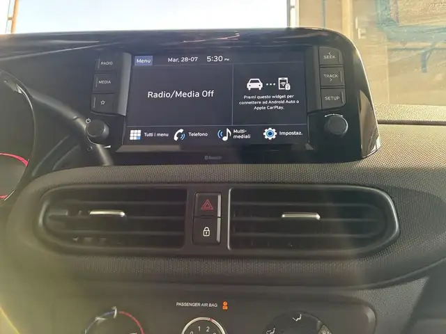 Hyundai I10 view 10