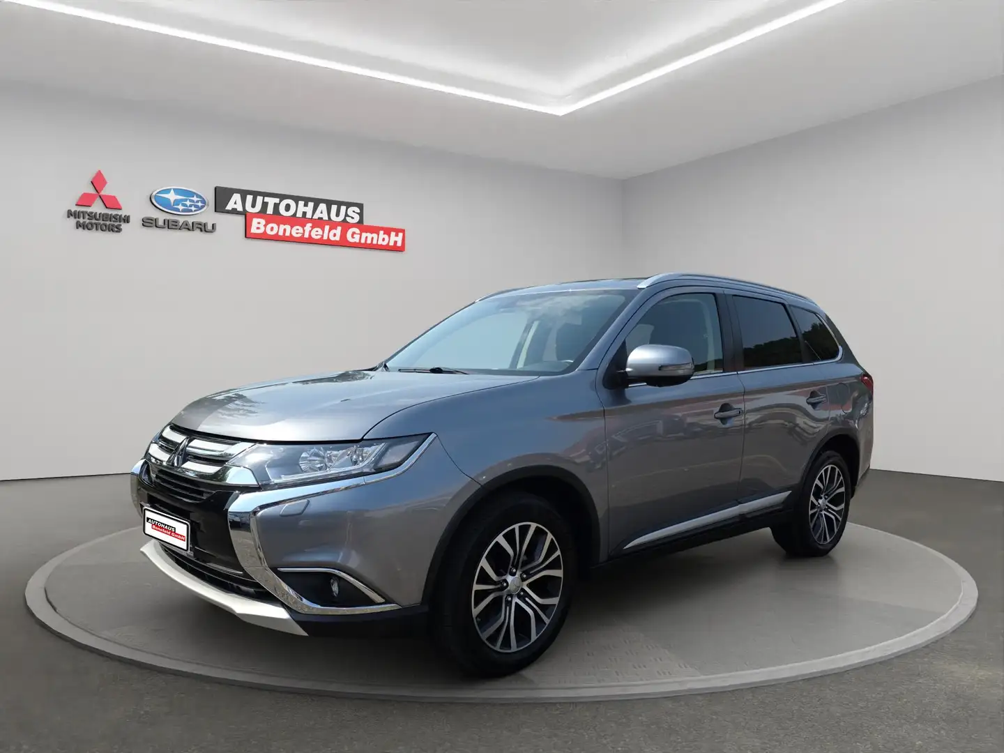 Mitsubishi Outlander Edition+ 4WD AHK LED Grau - 1
