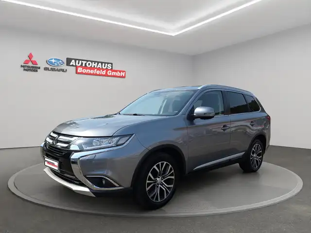 Mitsubishi Outlander Edition+ 4WD AHK LED