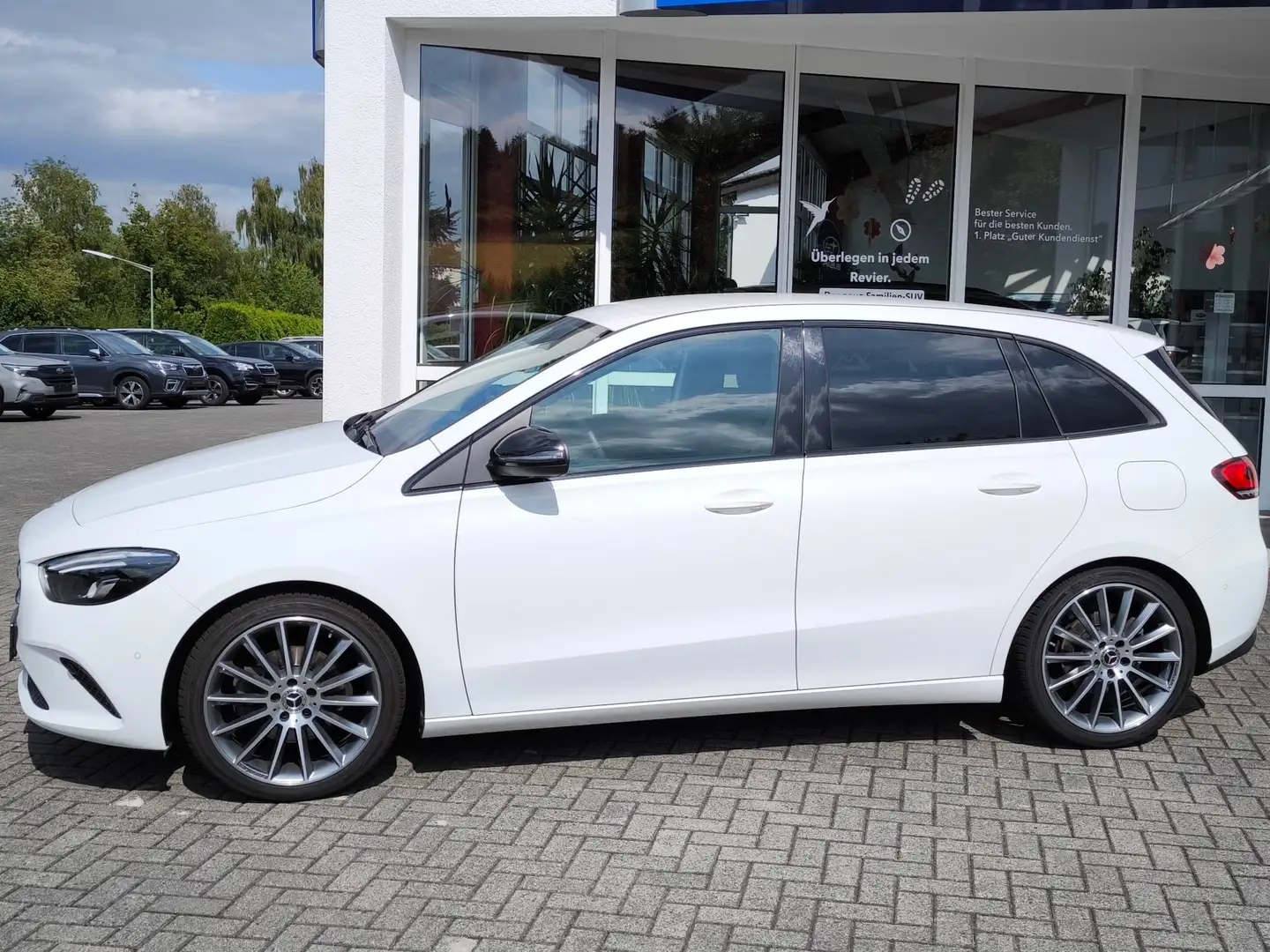 Mercedes-Benz B 200 Navi/LED/Klima/SHZ White - 1