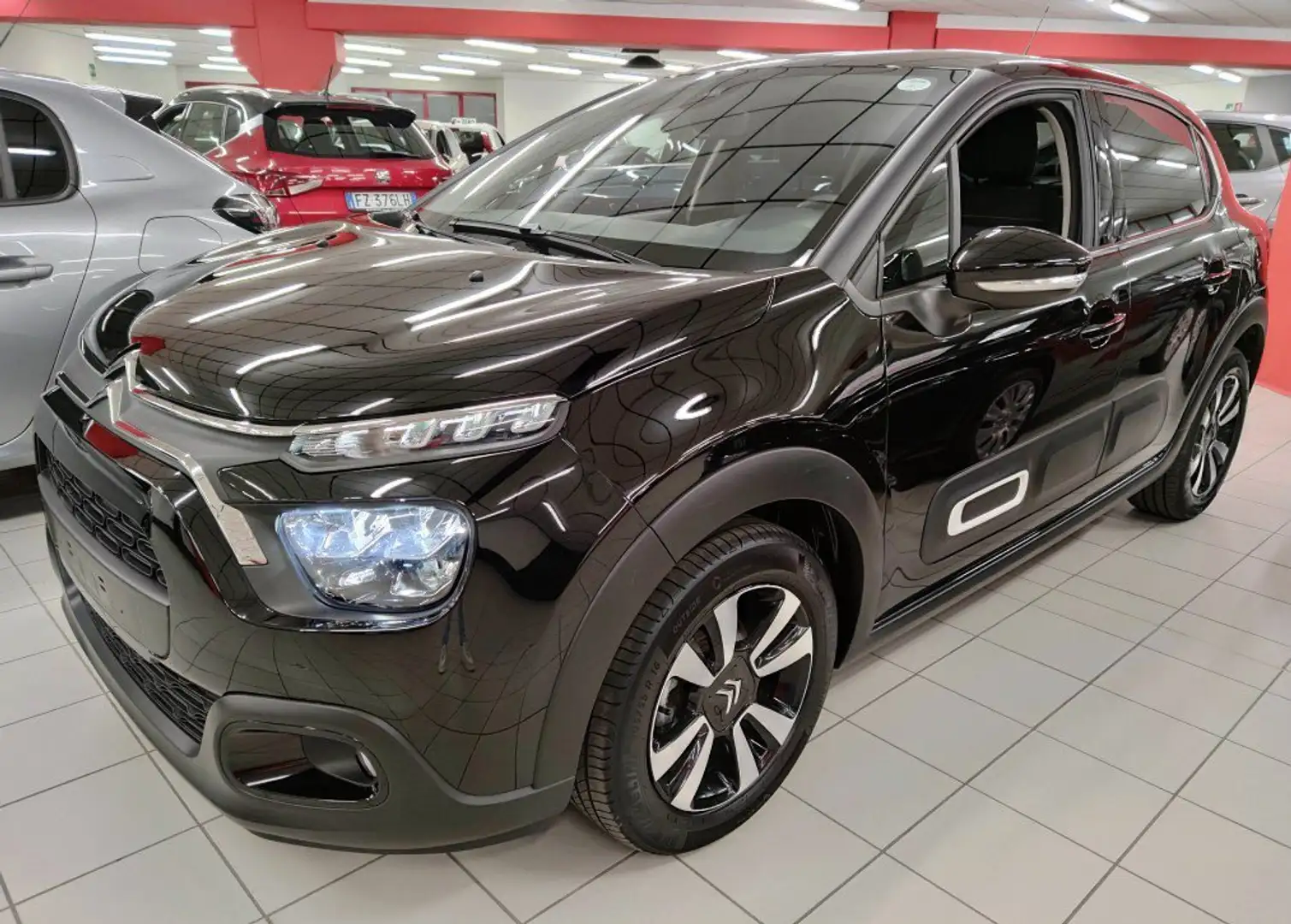 Citroen C3 1.2 110cv EAT6 Max Cambio Automatico "SUPER PROMO" Zwart - 1
