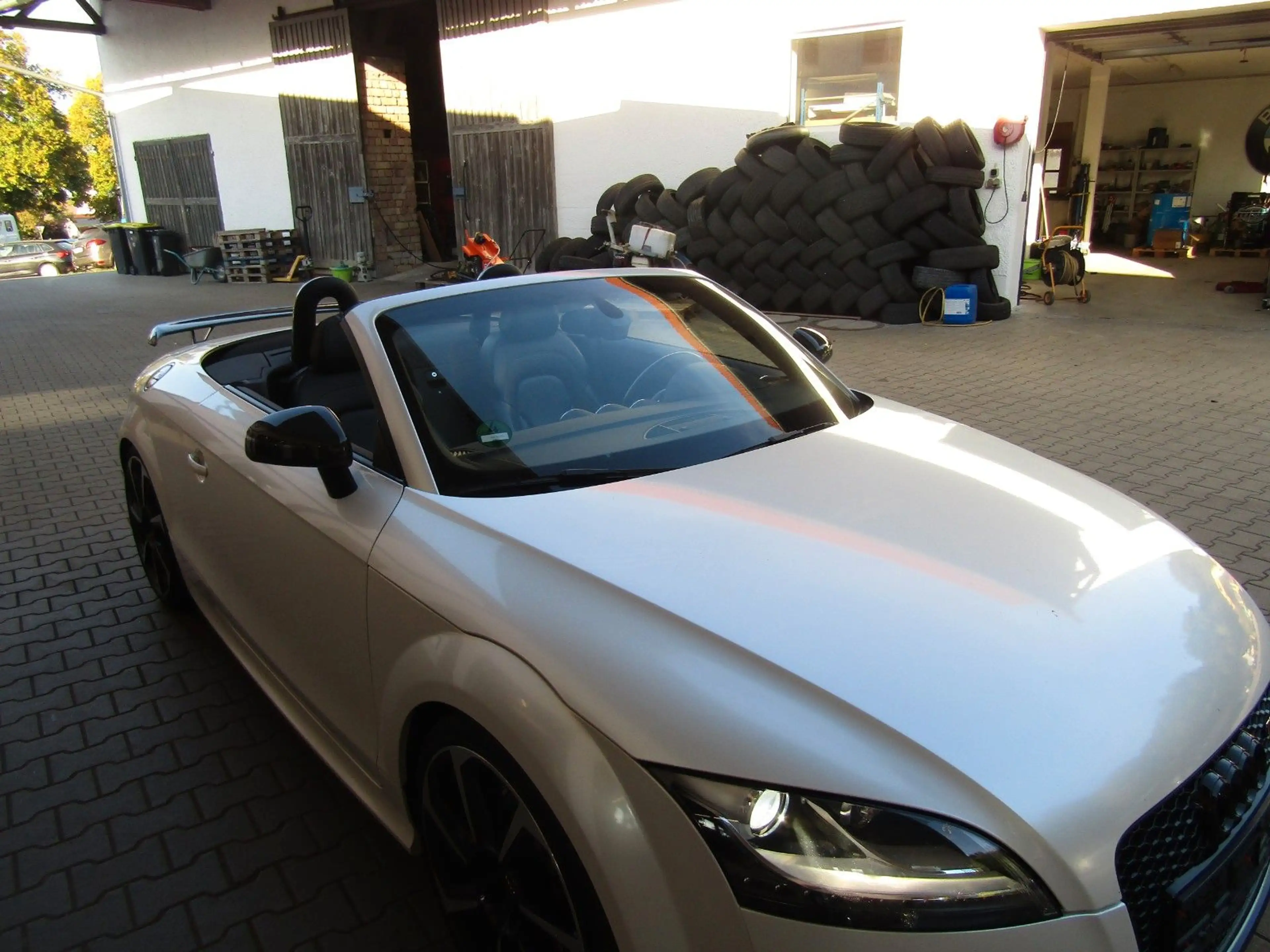 Audi TT RS Audi TT RS Plus Roadster  Perlmutt Weiß Foliert — photo 8