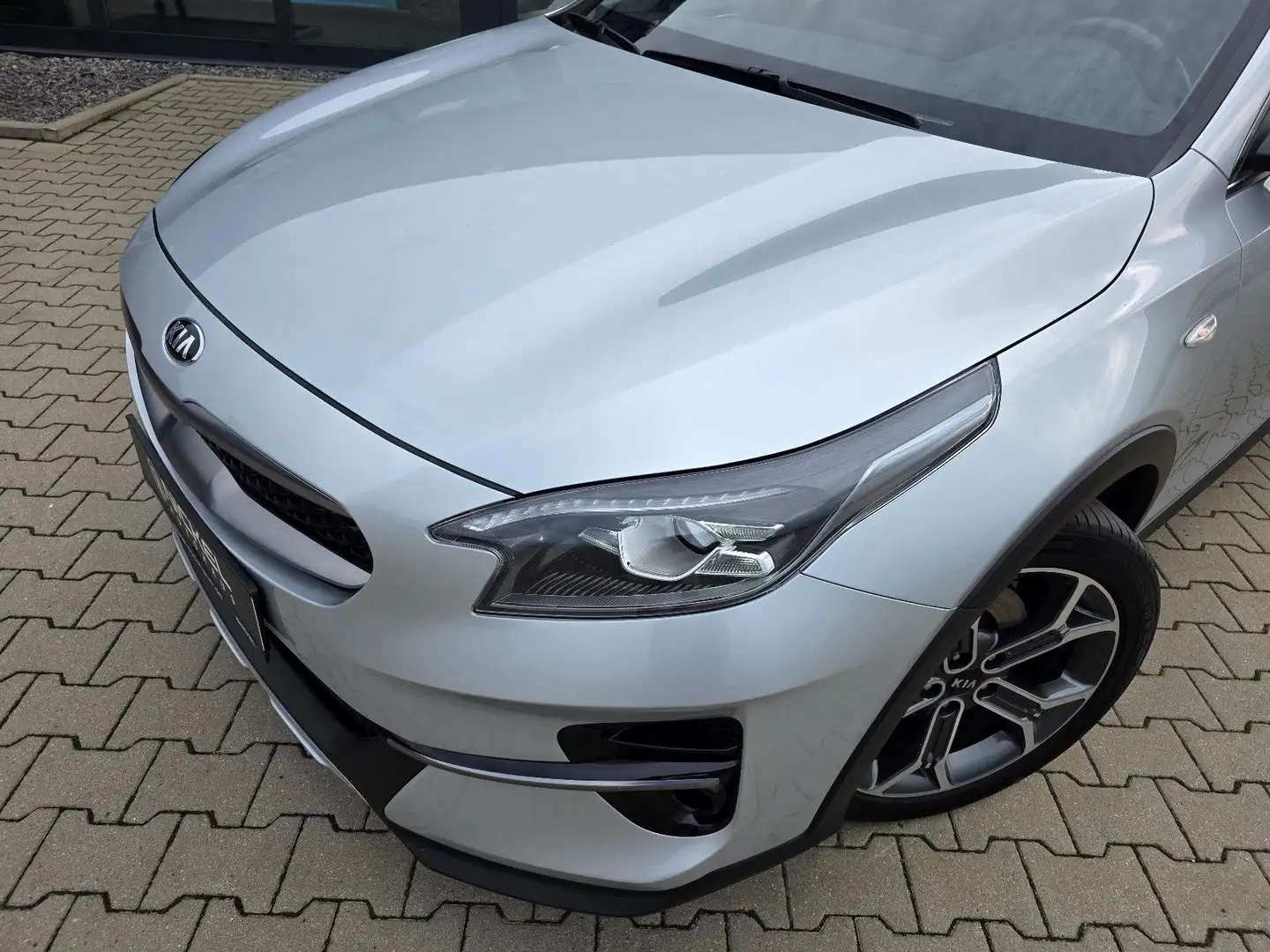 Kia XCeed Spirit*Led*Leder*Acc*Kamera*Keyless* Gris - 2