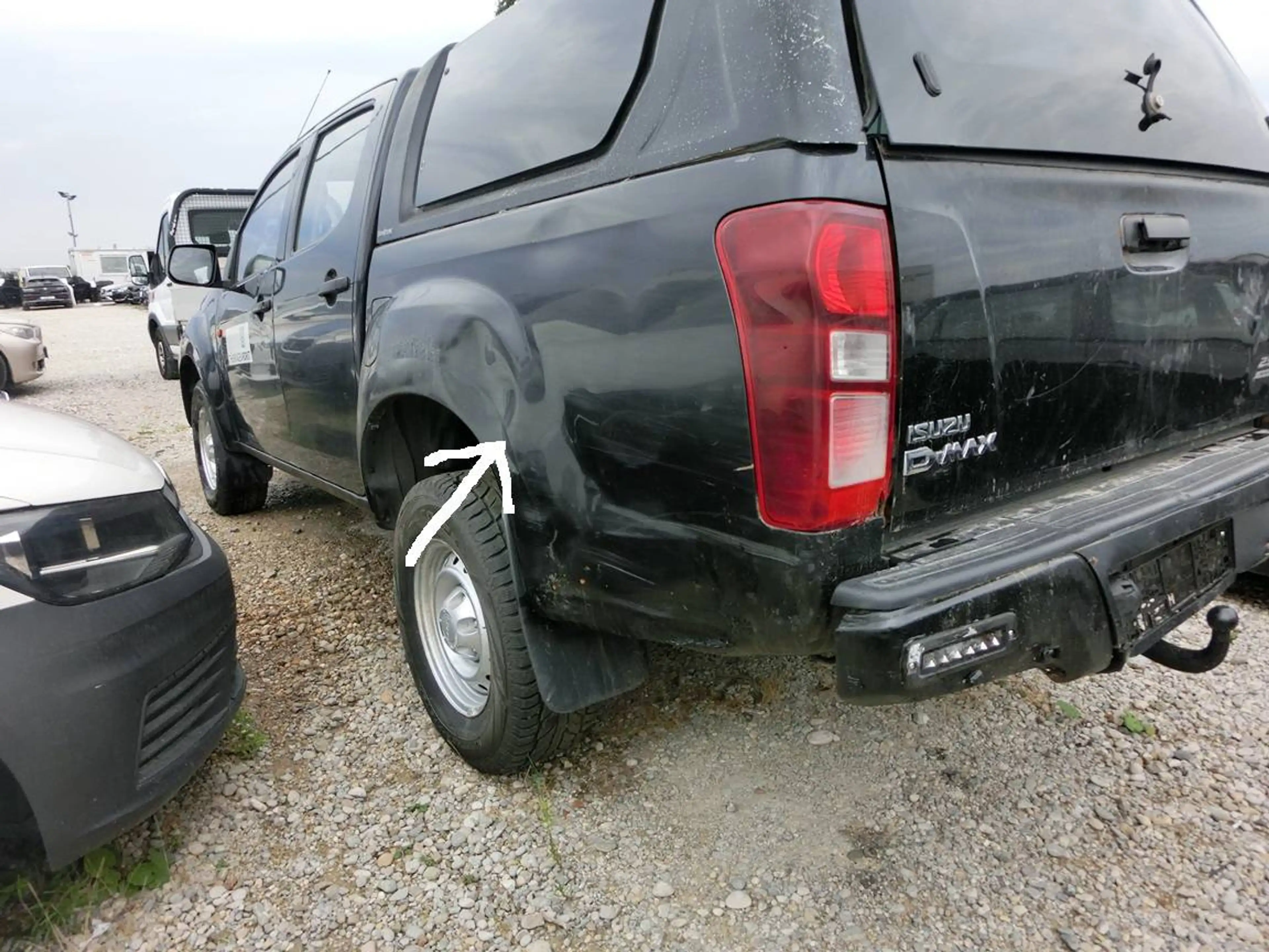 Isuzu D-Max Dübel Cab Basis 4WD — photo 4