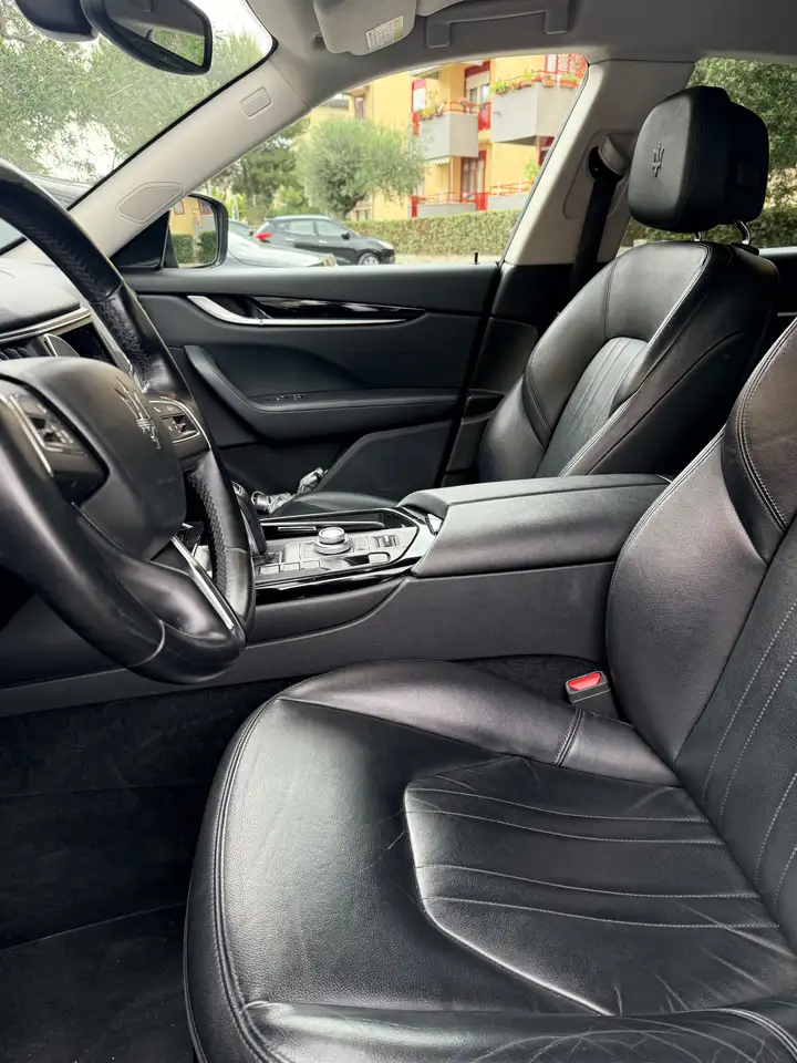 Maserati Levante 2021
