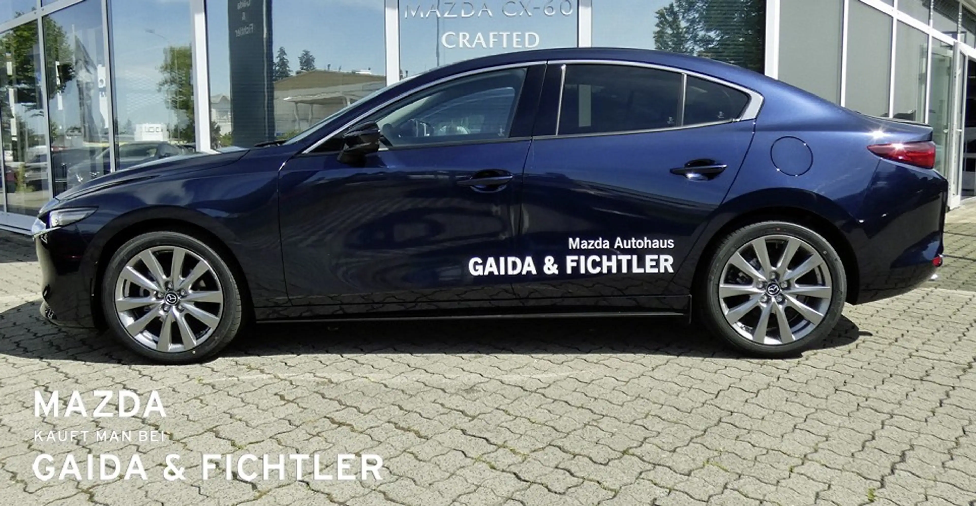 Mazda 3 FASTBACK e-SKYACTIV G 140PS EXCLUSIVE-LINE — photo 4