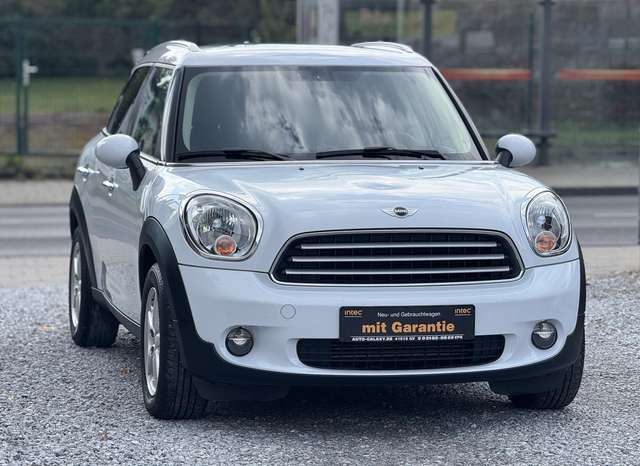 Imagine MINI Cooper D Countryman Cooper D*1.Hand*NAVI*PDC*AHK*DAB*USB