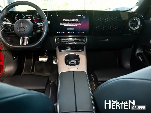 Mercedes-Benz Cla view 10