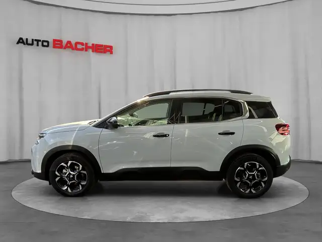 Citroen C5 Aircross view 3