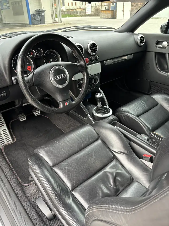 Audi TT Coupé 1,8 T, foto 9