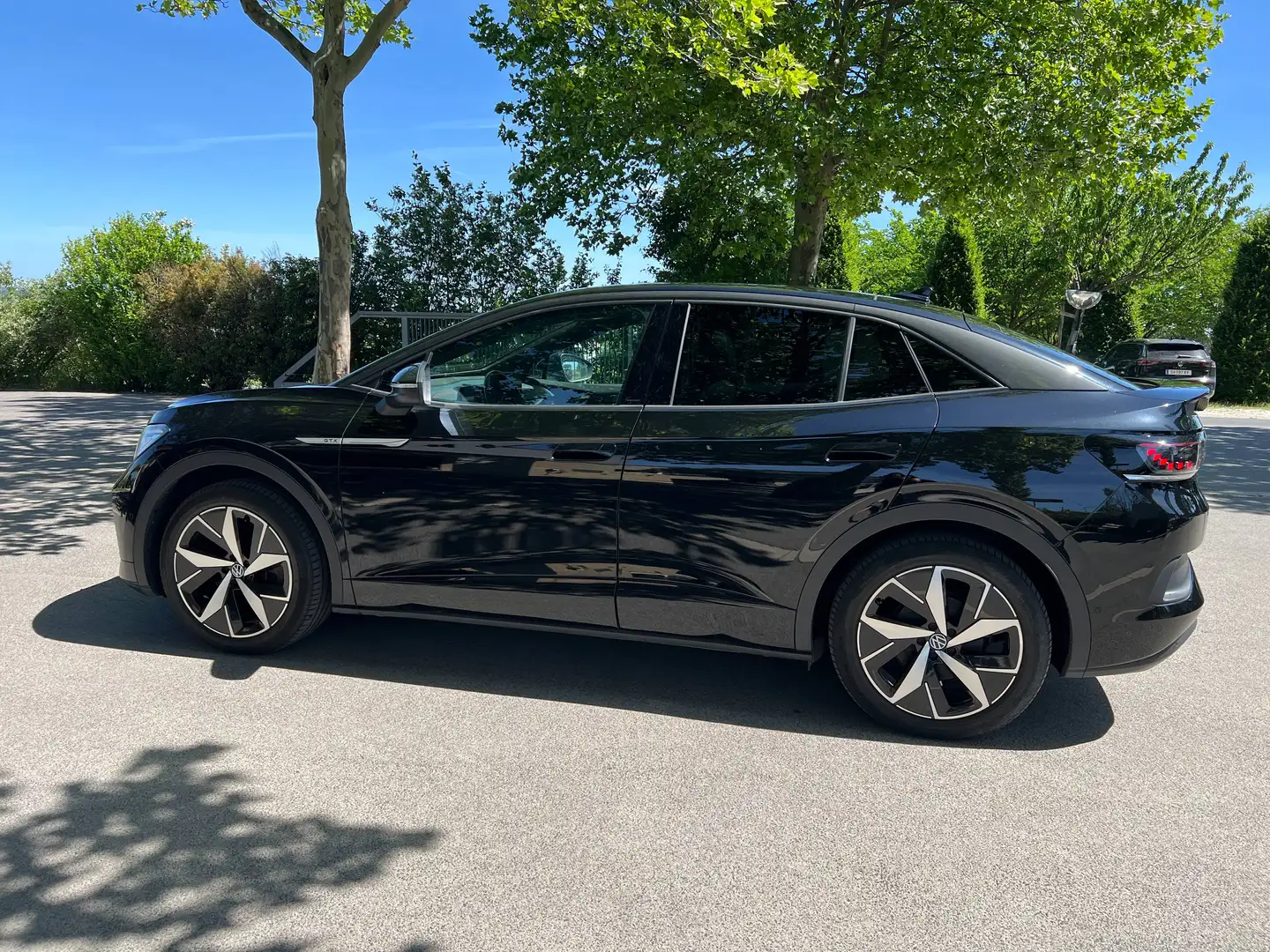 Volkswagen ID.5 ID.5 GTX 220 kW / 77kWh GTX Schwarz - 2