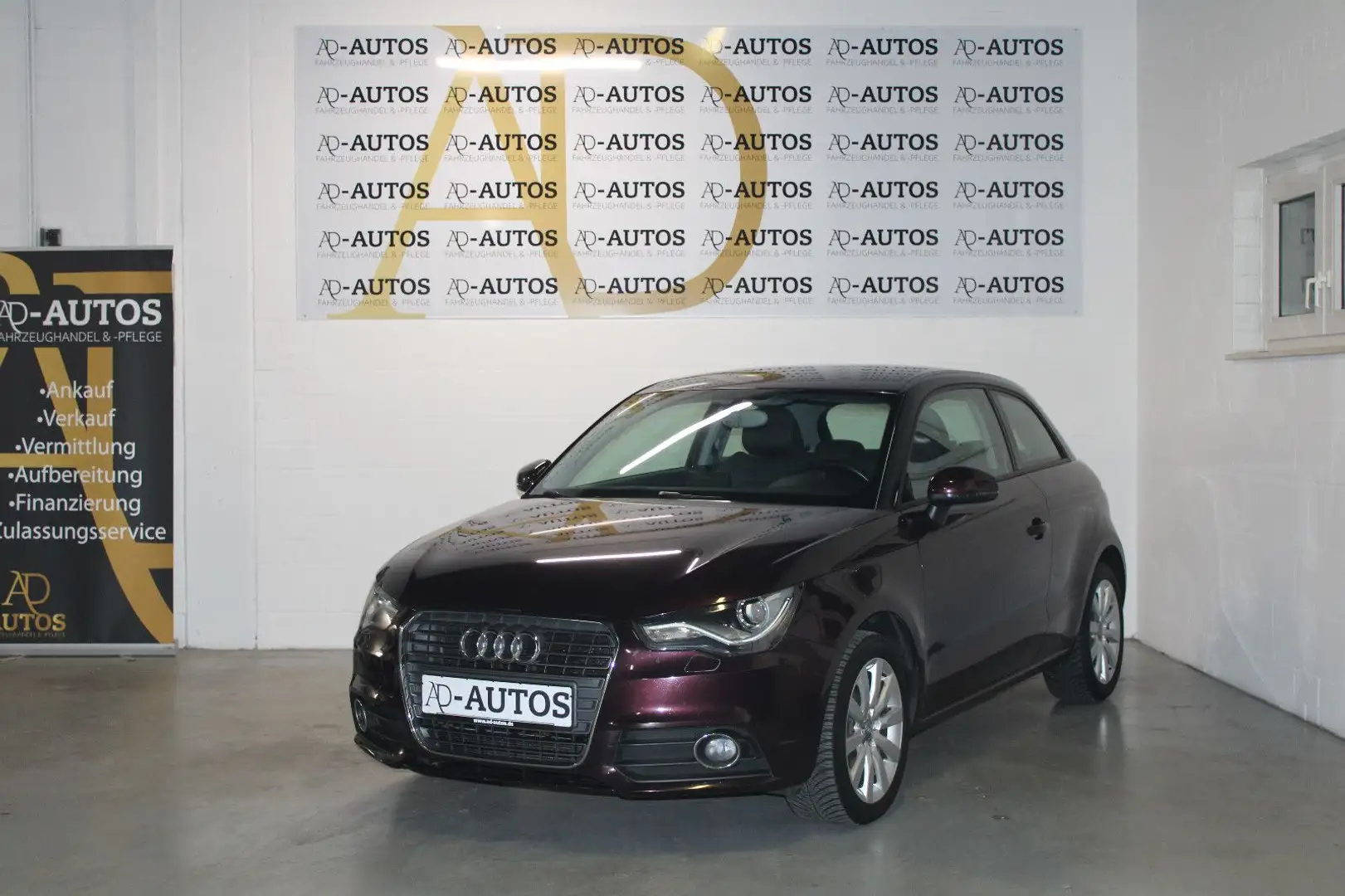 Audi A1 ambition+Navi+Temp+SHZ+PDC+Xenon+Sport+ Фіолетовий - 1