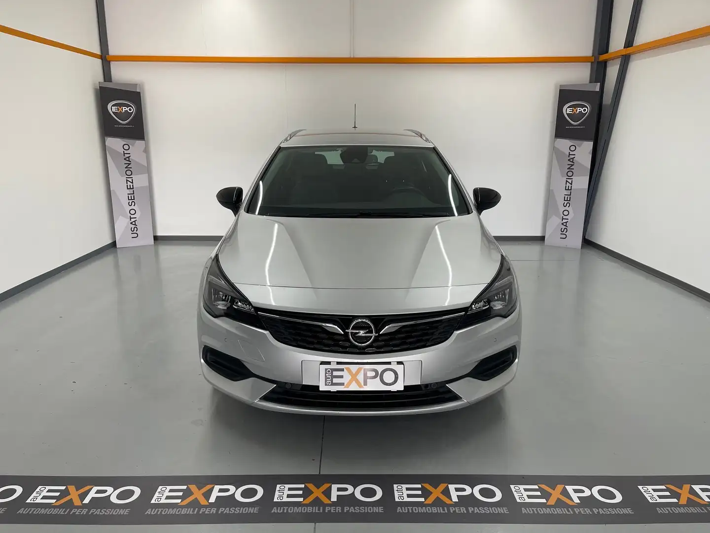 Opel Astra Astra Sports Tourer 1.5 cdti Business Elegance s Plateado - 2