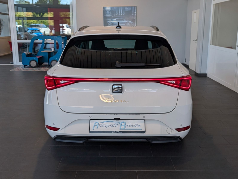 SEAT Leon ST Style*DSG*Virtual*CarPlay*LED*KAM* — photo 10