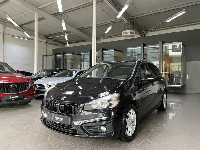 BMW 216 d Navi PDC SHZ
