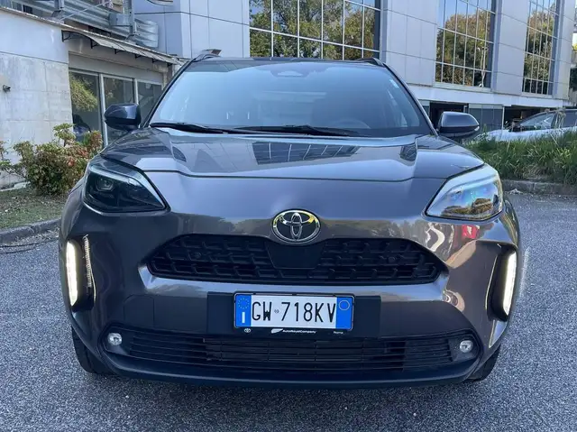 Toyota Yaris Cross view 8