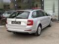 Skoda Octavia Combi 1,6 TDI Ambition 4x4 Silber - thumbnail 3
